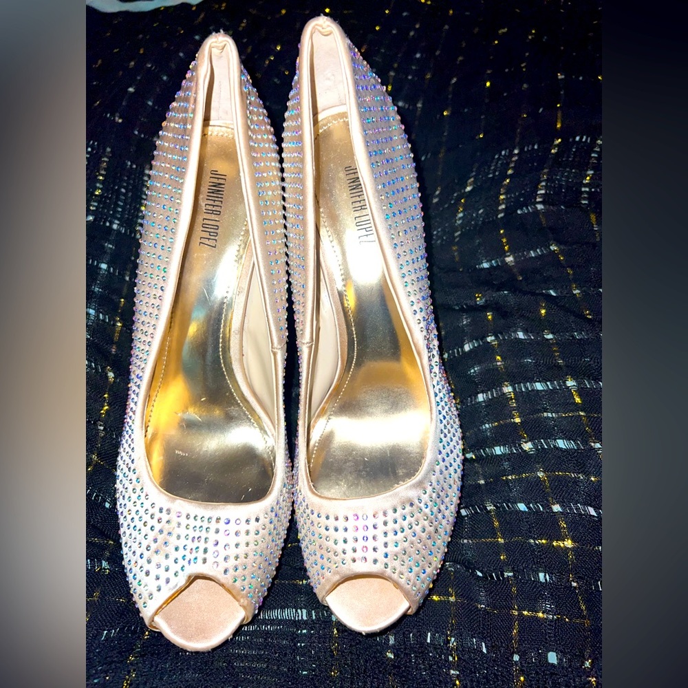 Jennifer Lopez High Heels. Size 10. Gold.